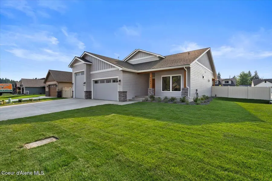 9262 N Secretariat Ln, Hayden, ID 83835 - Image #2