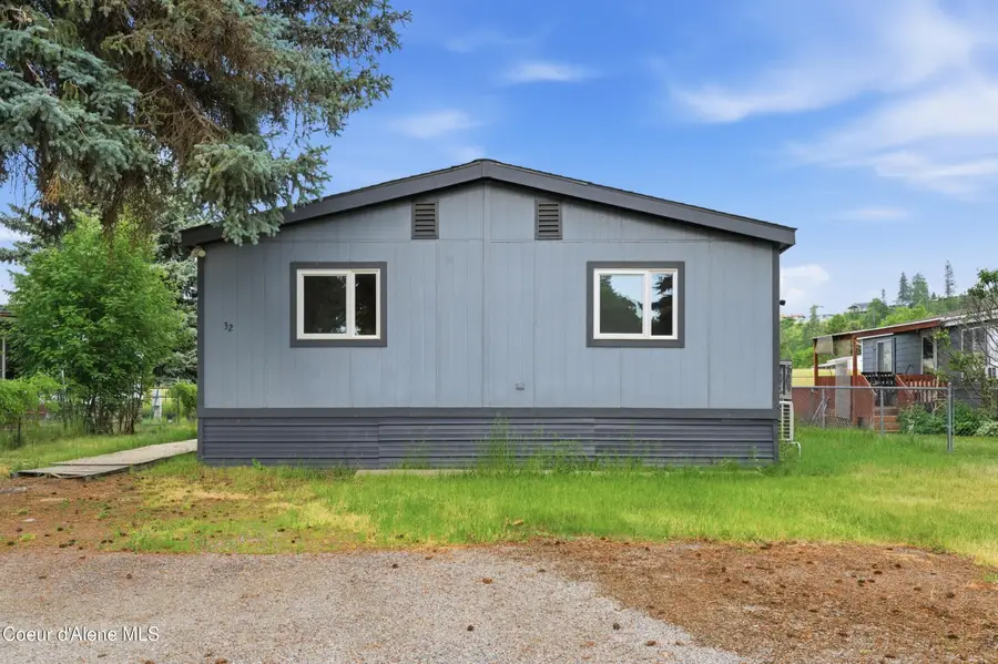 4470 E 16th AVE #TRLR 32, Post Falls, ID 83854 - #2
