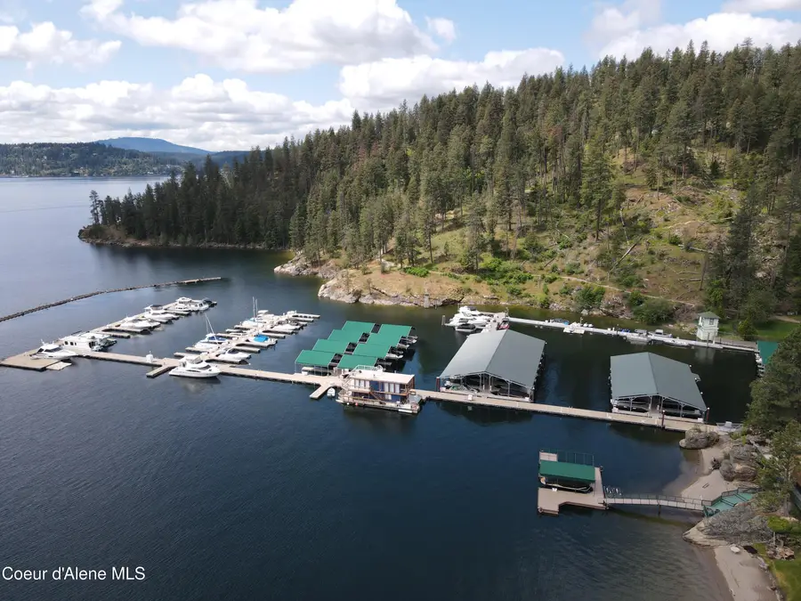 1100 E LAKESHORE DR D-17, Coeur Dalene, ID 83814 - #2