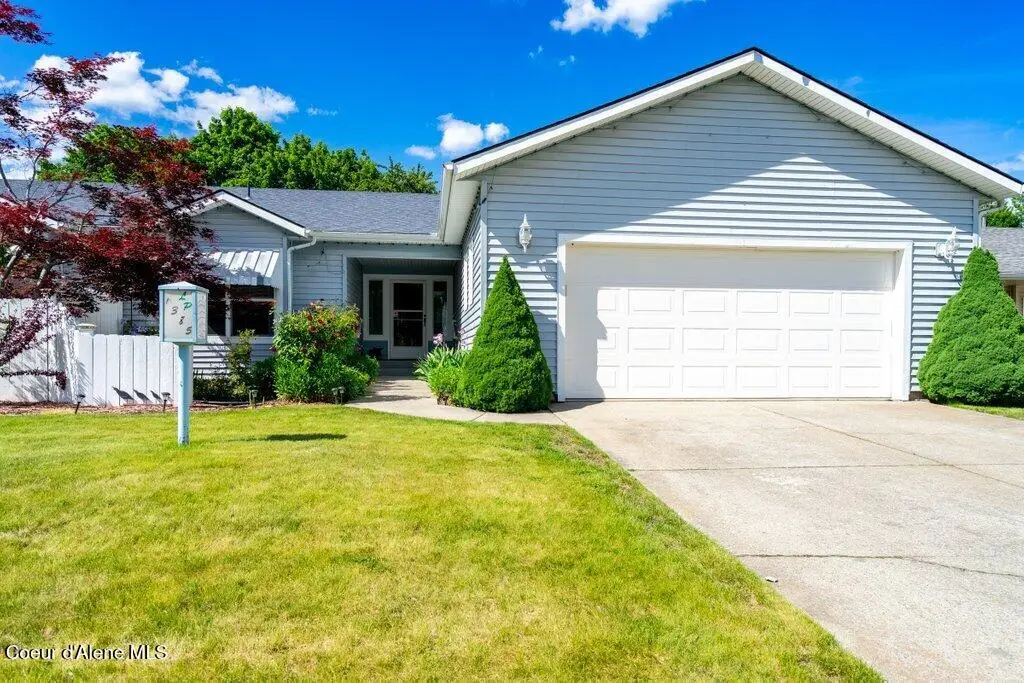 1385 W Woodlawn Dr, Hayden, ID 83835 - #1
