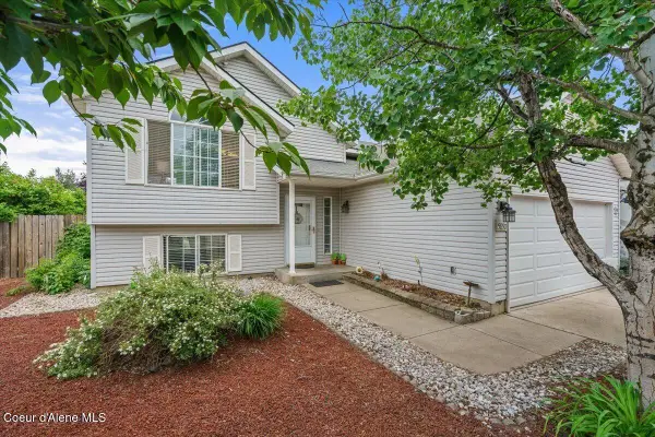 5890 N Dunmoore ST, Coeur d'Alene, ID 83815