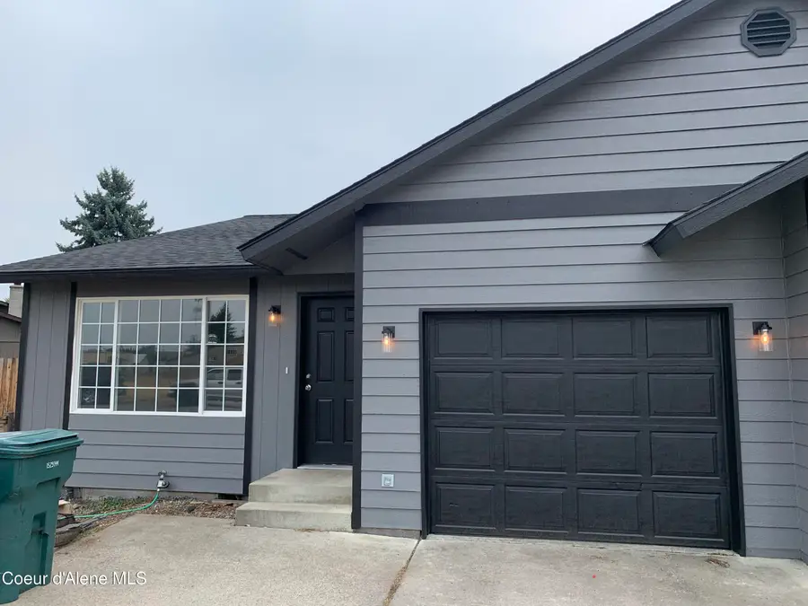 4428 N Crown AVE, Coeur Dalene, ID 83815 - #2
