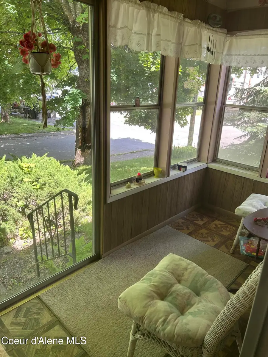 905 W Jefferson AVE, Saint Maries, ID 83861 - #2