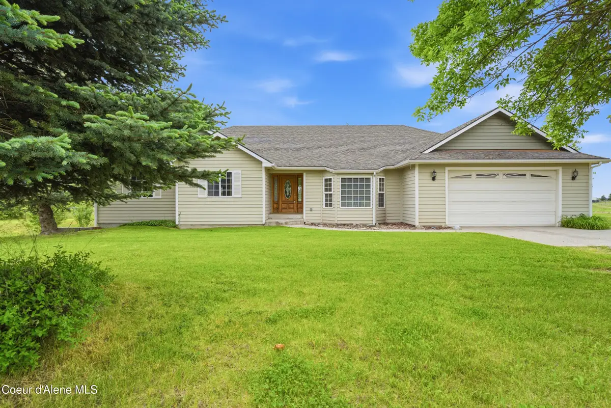 2232 E Shoshone AVE, Athol, ID 83801 - #1
