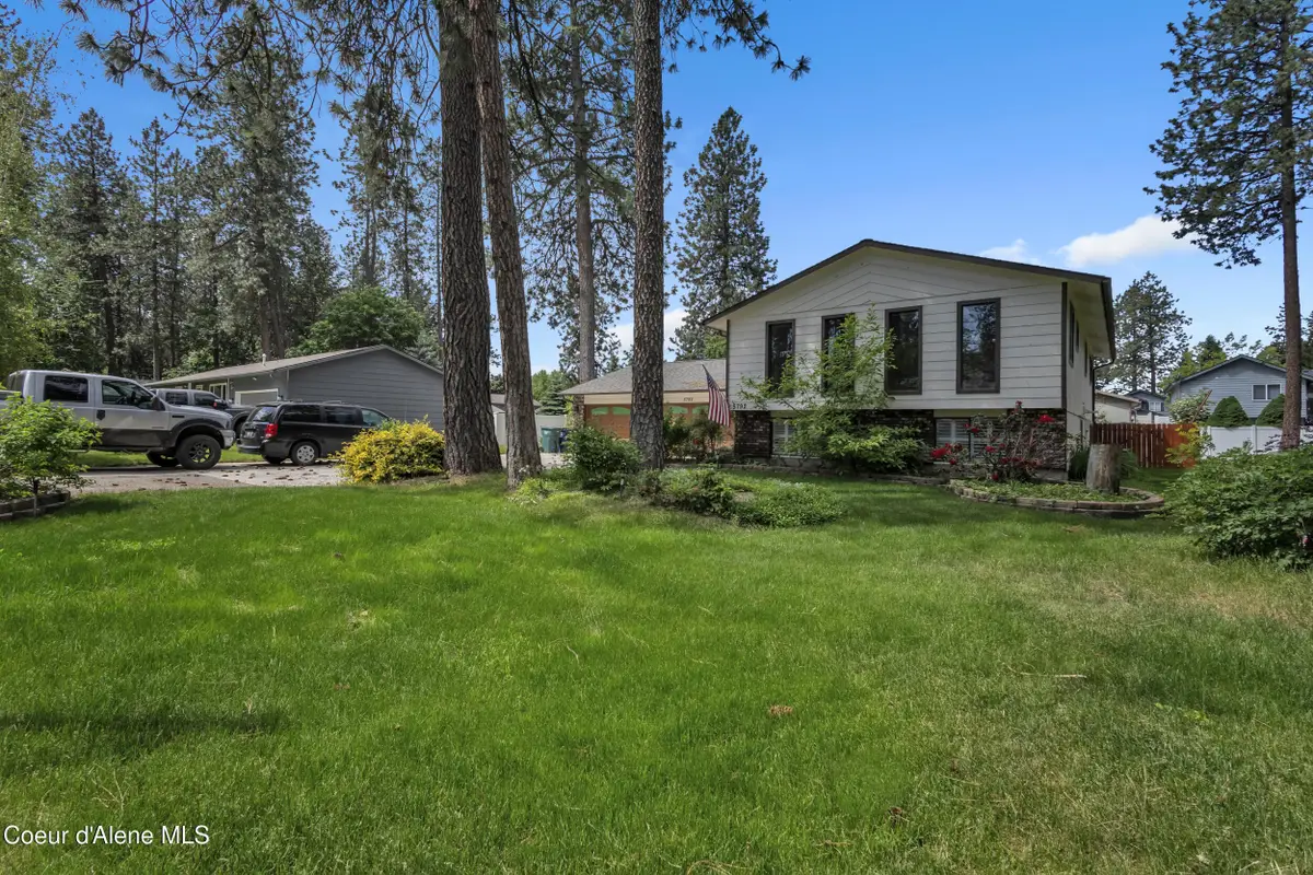 5792 N Parkwood CIR, Coeur Dalene, ID 83815 - #1