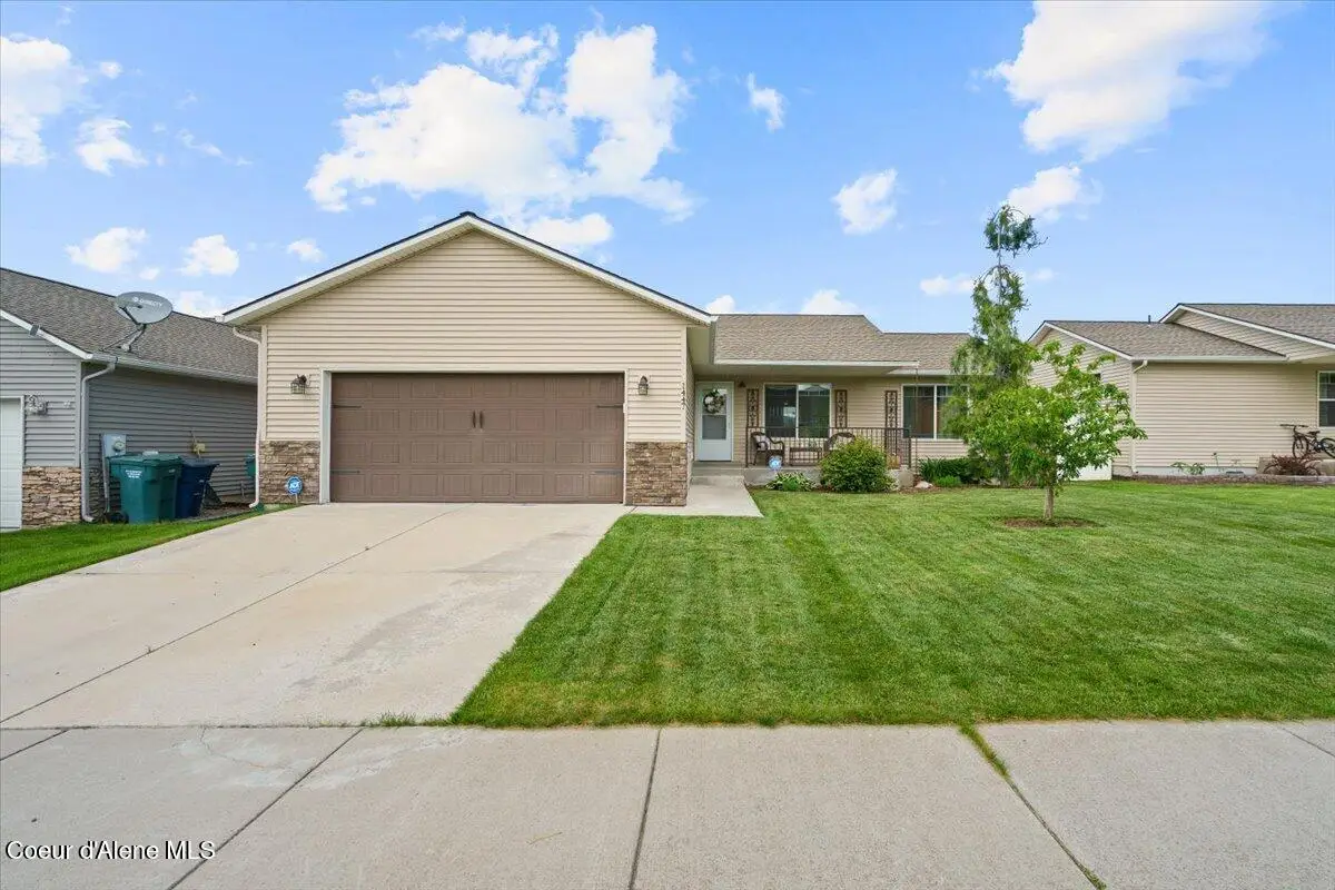 1447 E Yellowstone AVE, Post Falls, ID 83854 - #1