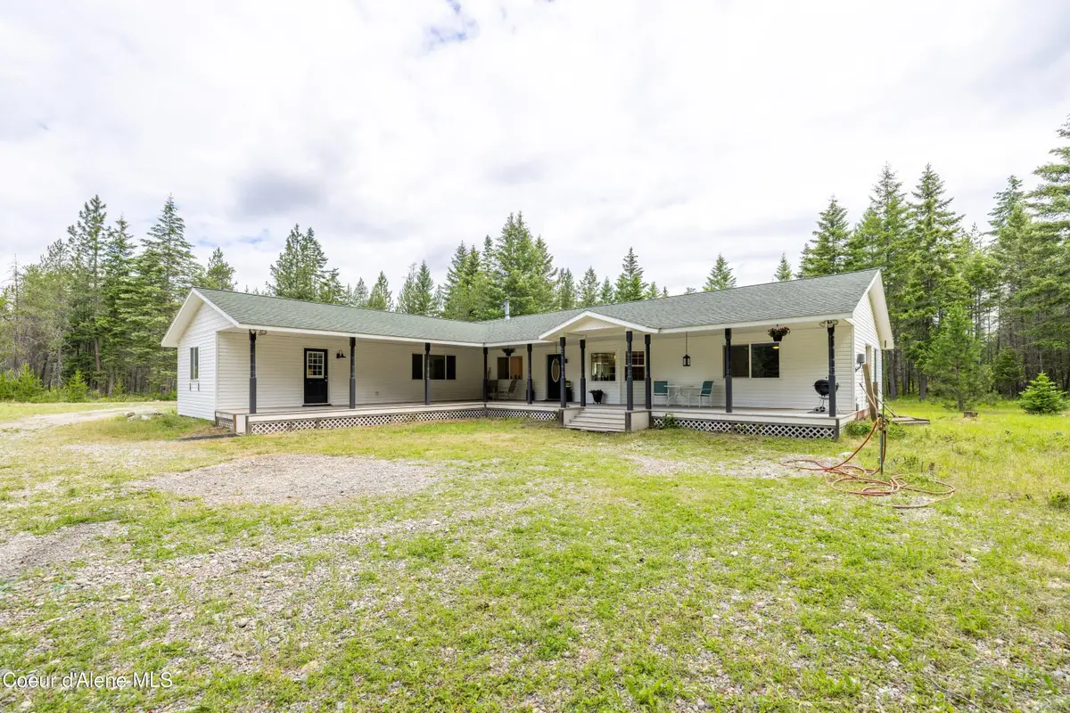8924 E Black Bear RD, Athol, ID 83801 - #1
