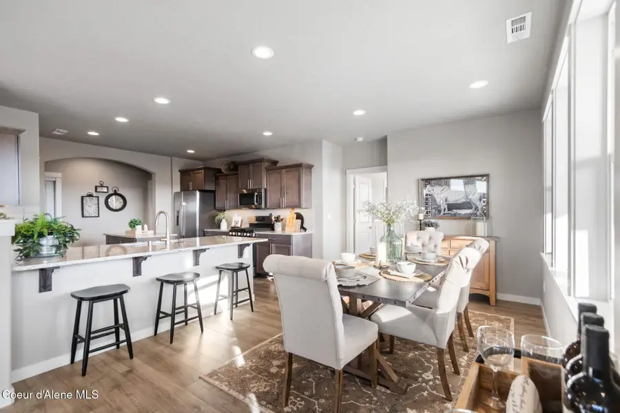 6805 W CONSTANTINE LN, Rathdrum, ID 83858 - Image #3