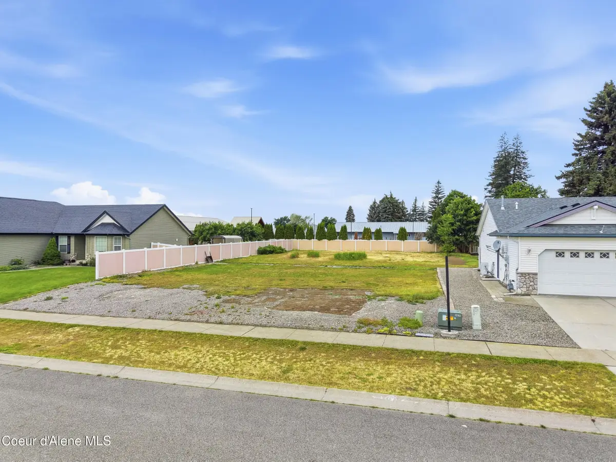 11936 N Stinson DR, Hayden, ID 83835 - #1