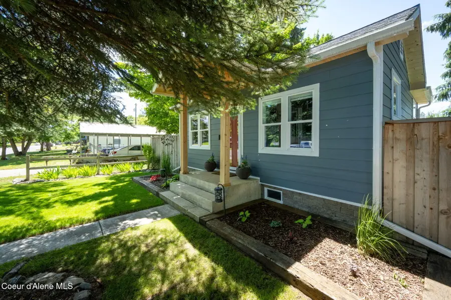 1411 N 10th St, Coeur Dalene, ID 83814 - #2