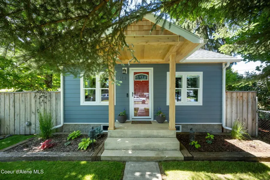 1411 N 10th St, Coeur Dalene, ID 83814 - #3