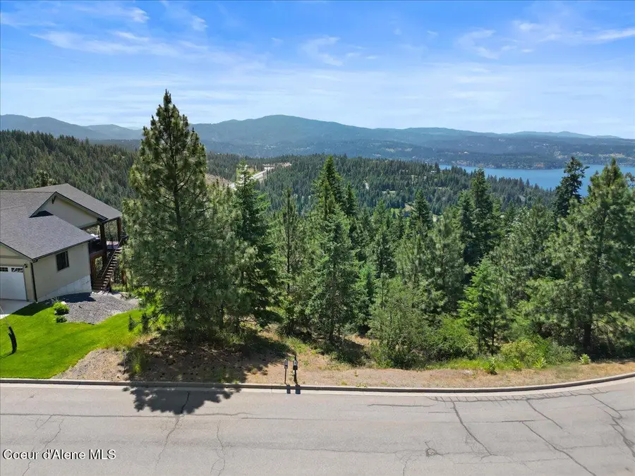 3740 E Sky Harbor DR, Coeur Dalene, ID 83814 - #2