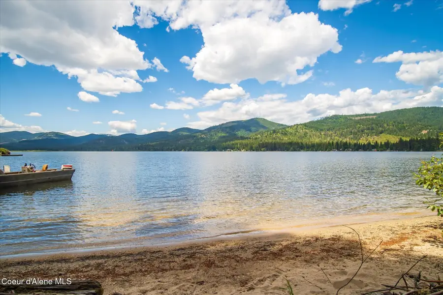 9598 S Upper Twin Lakes Shore, Rathdrum, ID 83858 - #2