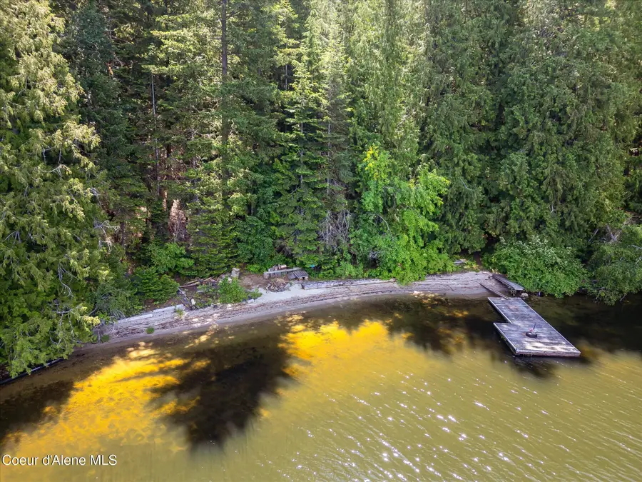 9598 S Upper Twin Lakes Shore, Rathdrum, ID 83858 - #3