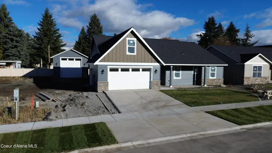 4451 E Davin DR, Post Falls, ID 83854 - Image #2