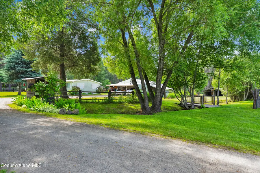 443 Herrmann Lake RD, Sagle, ID 83860 - #3