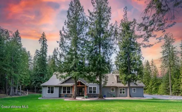 3102 W Mack LN, Rathdrum, ID 83858