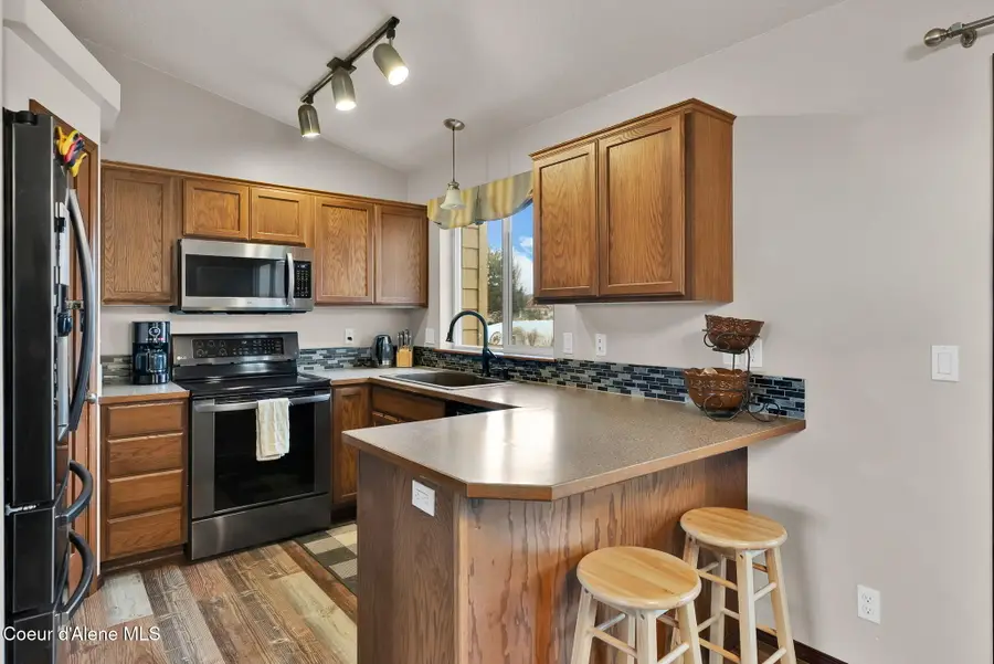 2118 N Teanaway DR, Post Falls, ID 83854 - Image #3