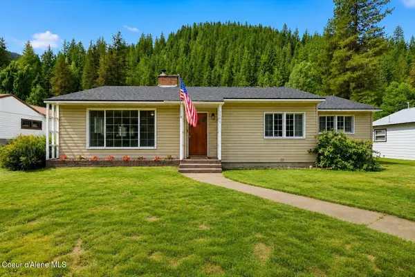1109 E Larch Ave, Osburn, ID 83849