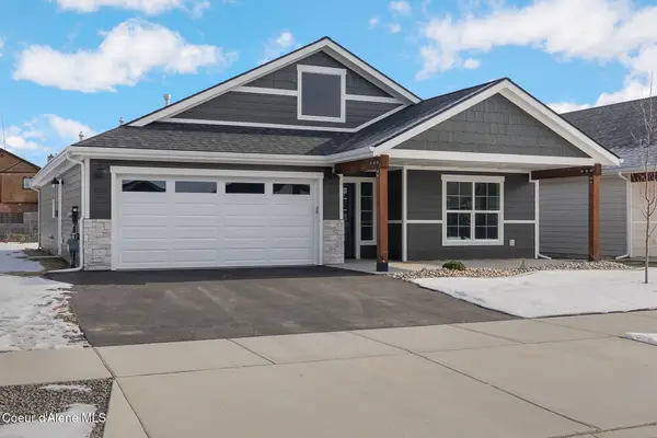2238 Maverick Ct, Sandpoint, ID 83864