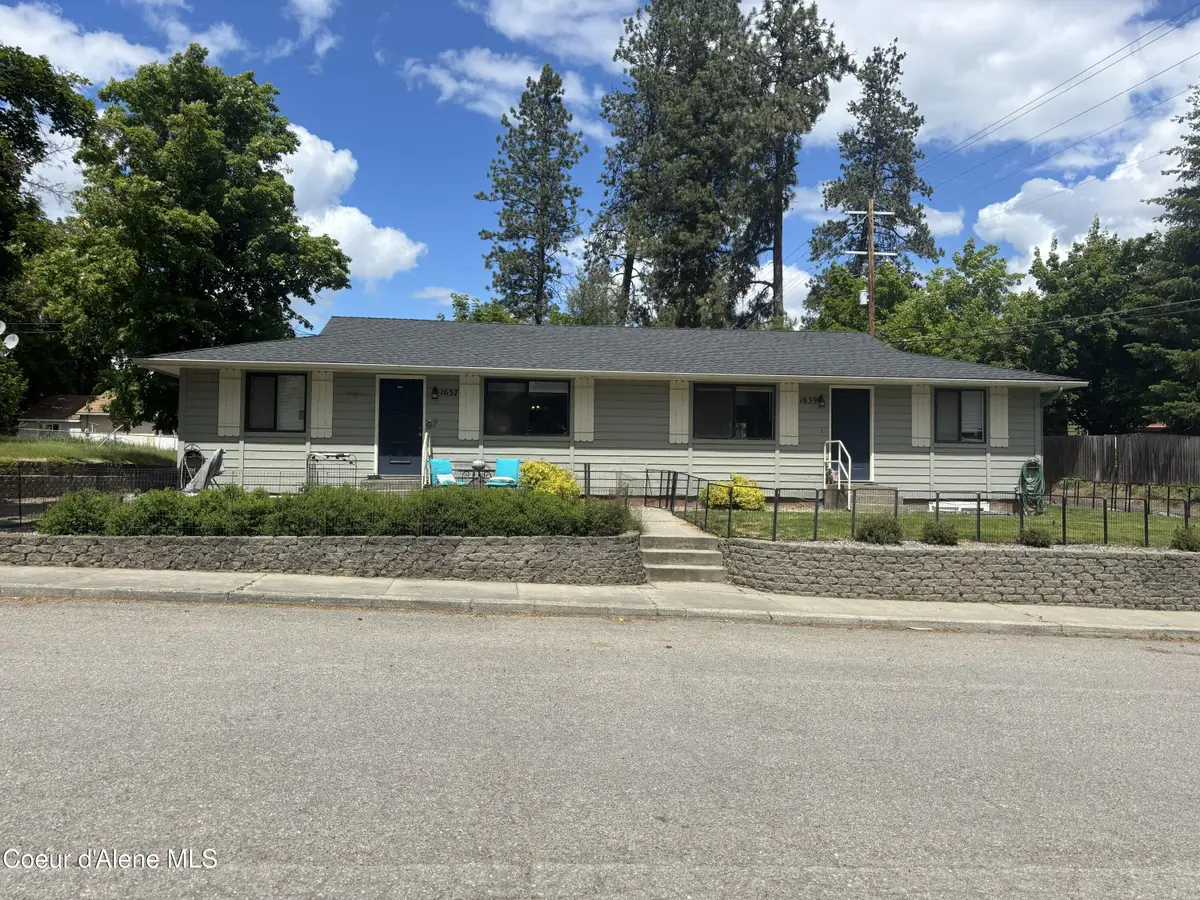 1637/1639 E STINER AVE, Coeur Dalene, ID 83815 - #1