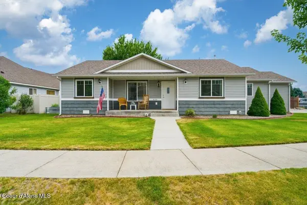 2130 E Decaro LOOP, Post Falls, ID 83854