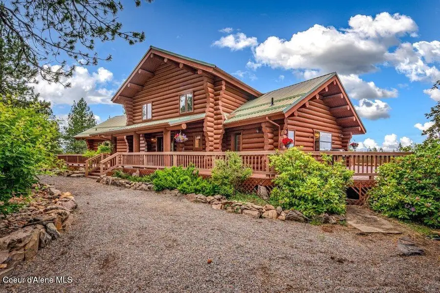 3018 S Signal Point RD, Post Falls, ID 83854 - #2
