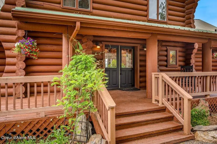 3018 S Signal Point RD, Post Falls, ID 83854 - #3