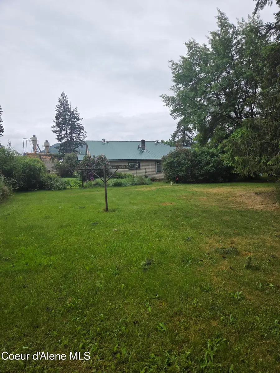 75 W Railroad ST, Moyie Springs, ID 83845 - #3