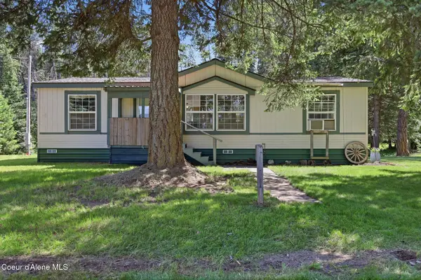 4374 E Timberland Rd, Athol, ID 83801