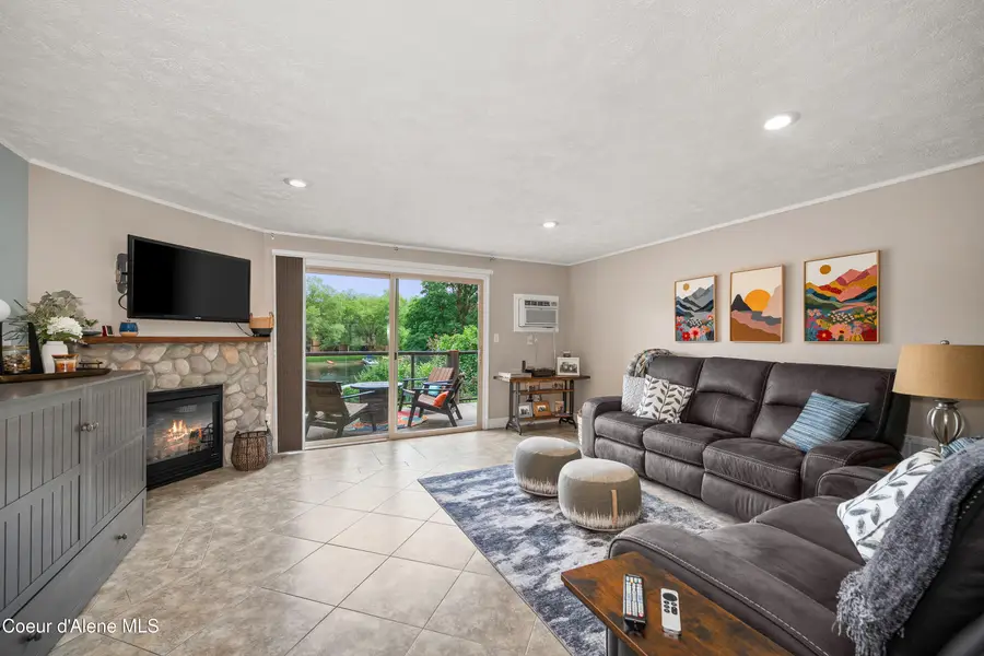 311 S Shoreline Dr, Liberty Lake, WA 99019 - #3