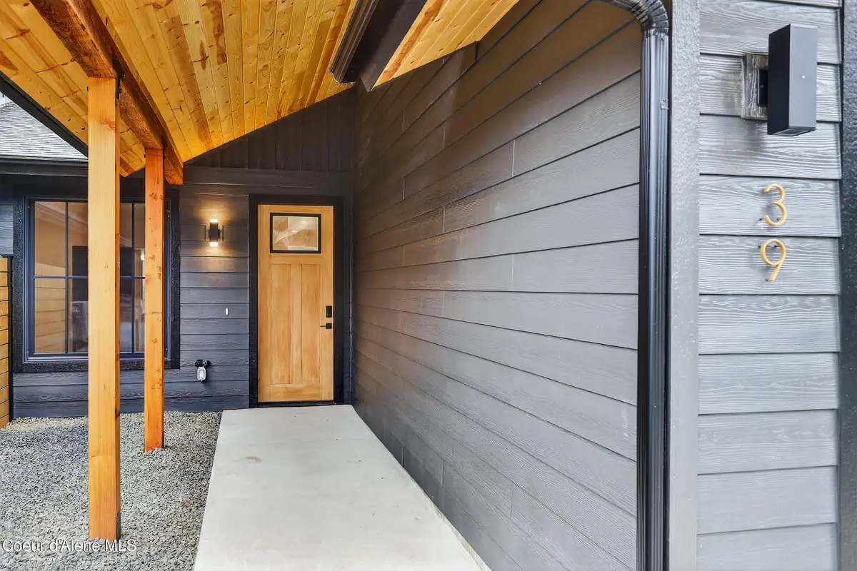 39 Rebecca LN, Nordman, ID 83848 - #1