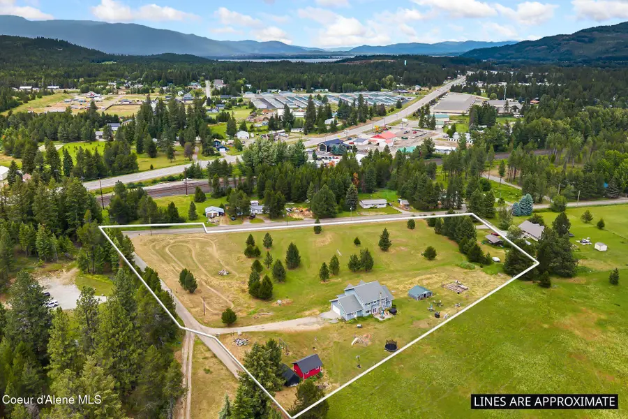 438 Davis RD, Sagle, ID 83860 - #3