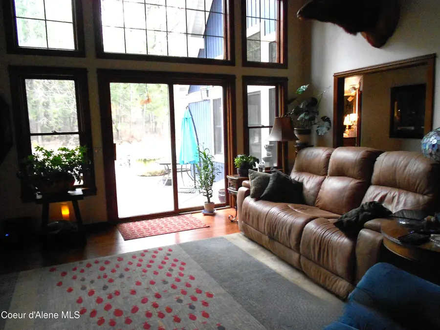 5892 W Harbor DR, Coeur Dalene, ID 83814 - Image #3