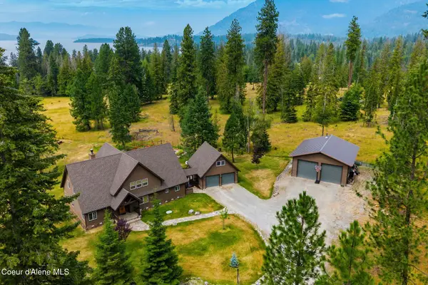 235 Kiebert Loop, Hope, ID 83836