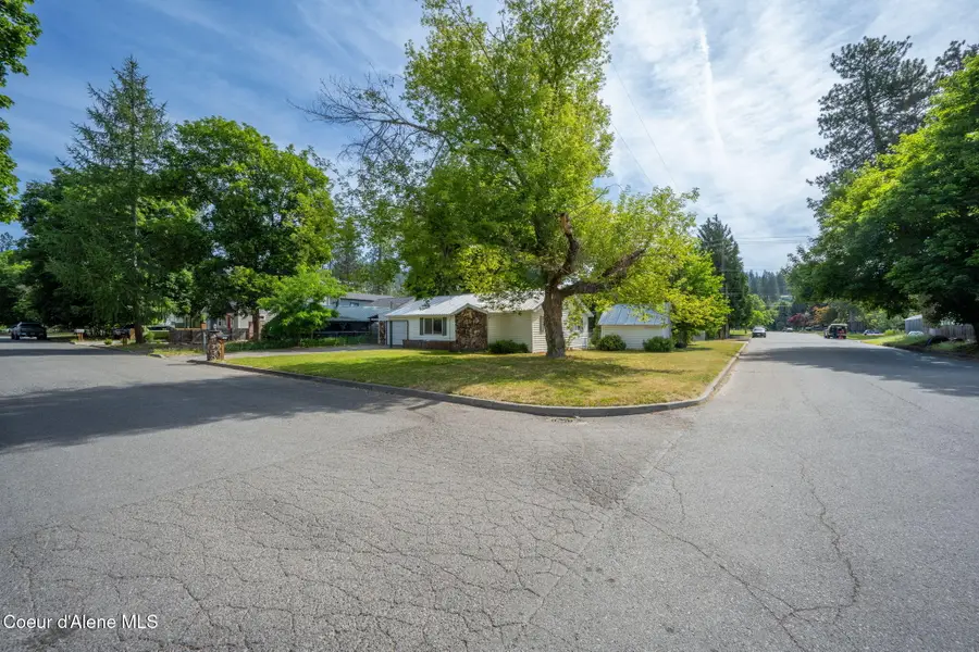 1304 N 13th ST, Coeur Dalene, ID 83814 - #2