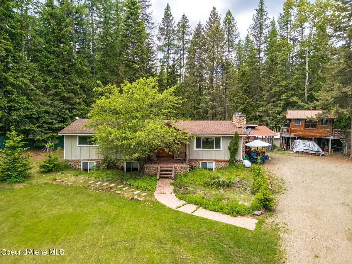 527 Creekside DR, Priest Lake, ID 83856 - #1