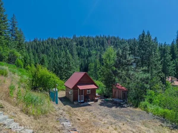 999 Cherry Creek RD, St. Maries, ID 83861
