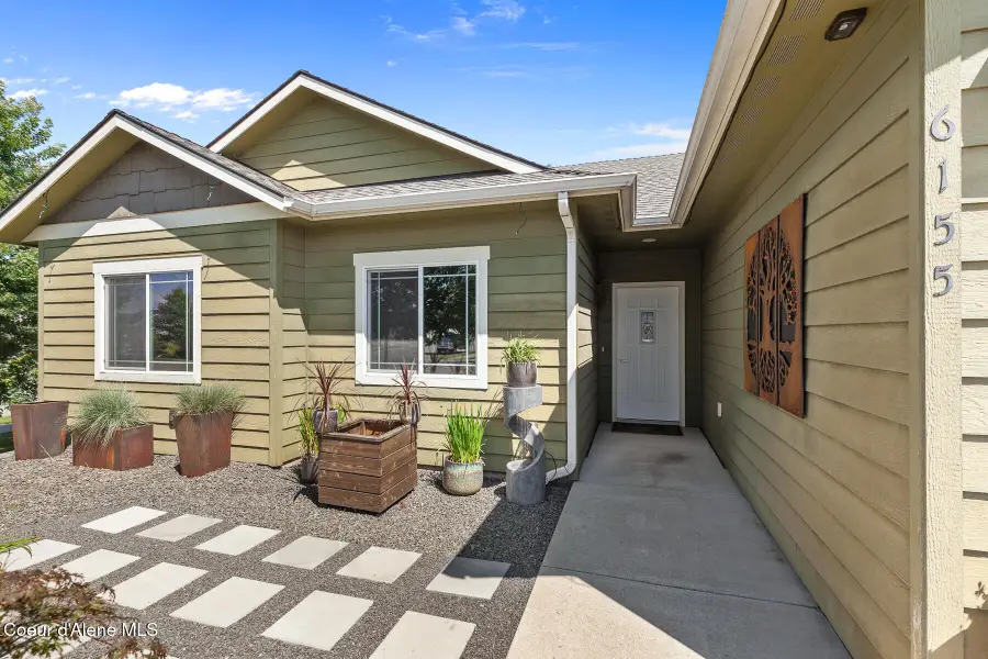 6155 W Majestic Ave, Rathdrum, ID 83858 - #2