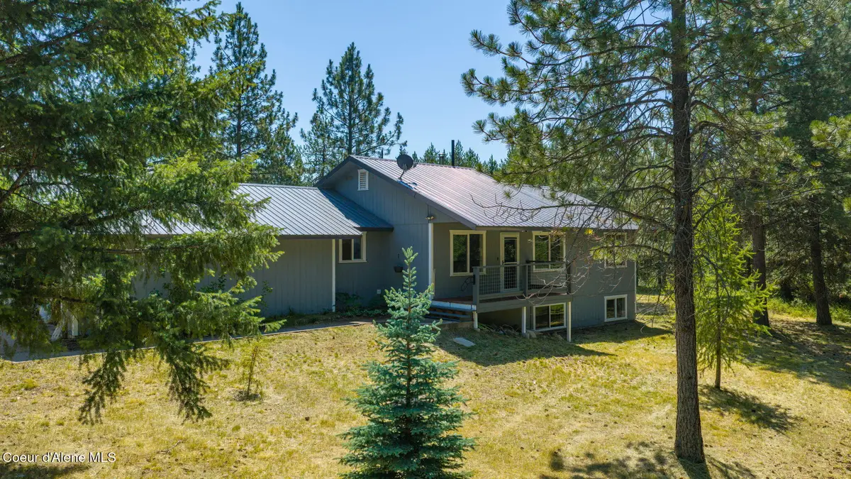 33250 N Tahoe DR, Spirit Lake, ID 83869 - #1