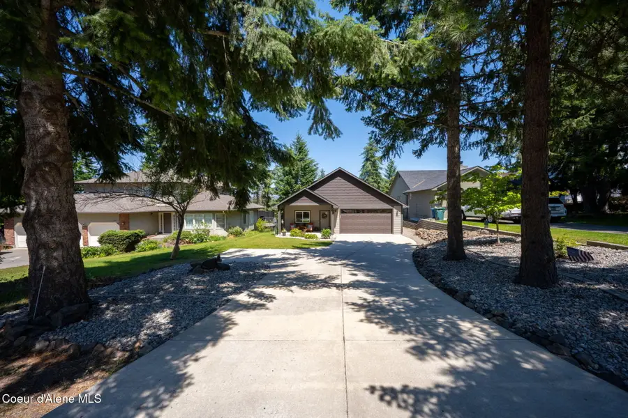 1427 E Loch Haven DR, Hayden, ID 83835 - #3