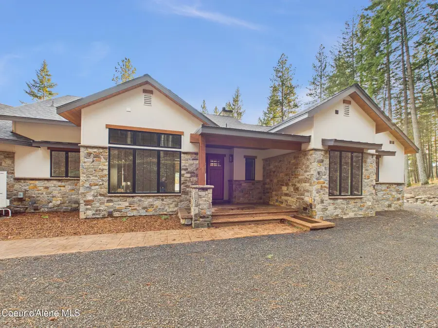 1413 E Round Lake RD, Saint Maries, ID 83861 - Image #3