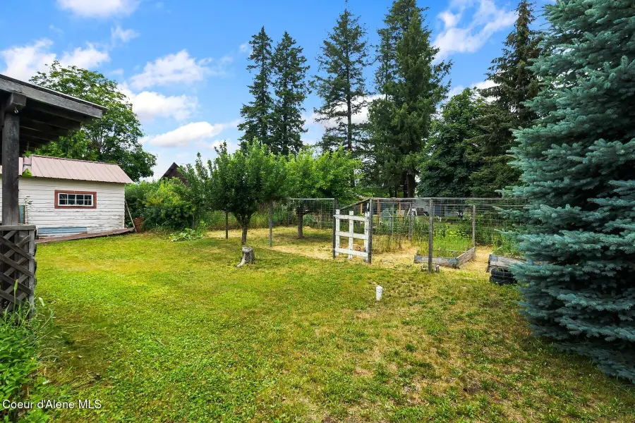 353 E Beardmore Ave, Priest River, ID 83856 - #2