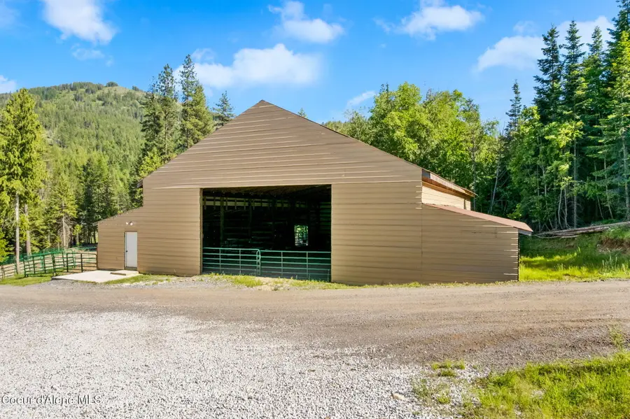 1446 Sagle Creek Rd, Sagle, ID 83860 - #3