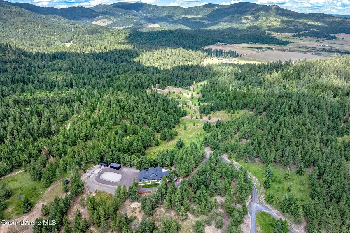 14815 S Starr Rd, Rockford, WA 99030 - #1