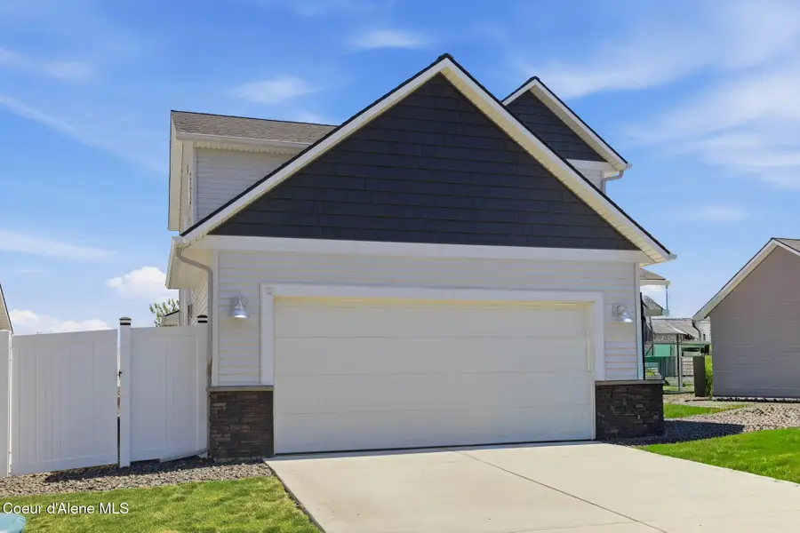 12398 N Cavanaugh DR, Rathdrum, ID 83858 - #2