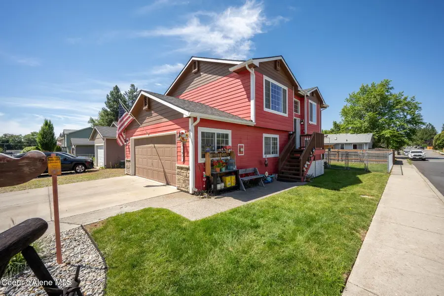 3197 N 12th ST, Coeur Dalene, ID 83815 - #2