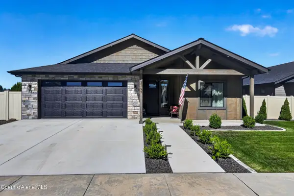 3797 N May Ella Loop, Post Falls, ID 83854