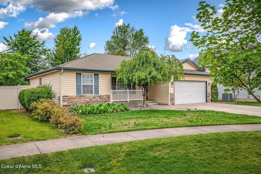 2570 N Sparrow Lp, Post Falls, ID 83854 - #2