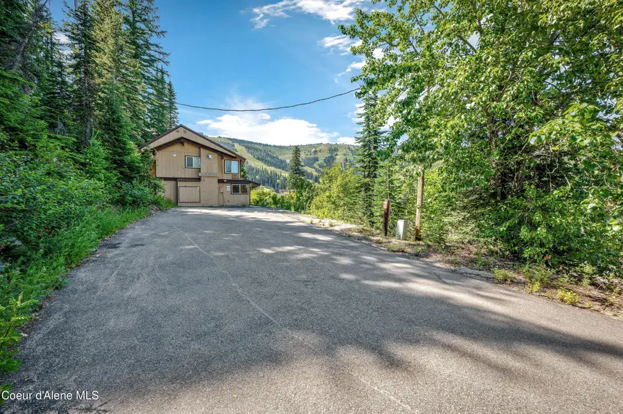 216 Mogul Hill Rd # 102, Sandpoint, ID 83864 - #3